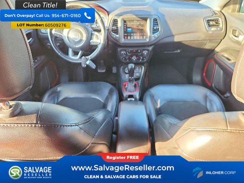 Used 2018 Jeep Compass Trailhawk AWD/4WD image 11