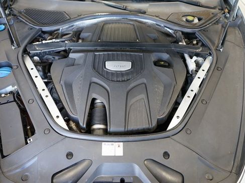 Used 2019 Porsche Panamera 4 image 58