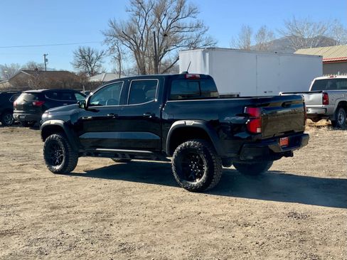 Certified 2025 Chevrolet Colorado ZR2 w/ Midnight Edition image 3