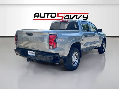 Used 2026 Chevrolet Colorado W/T AWD/4WD image 7