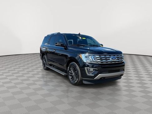 Used 2019 Ford Expedition Limited AWD/4WD image 2