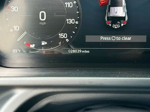 Used 2024 Land Rover Defender 110 V8 image 42