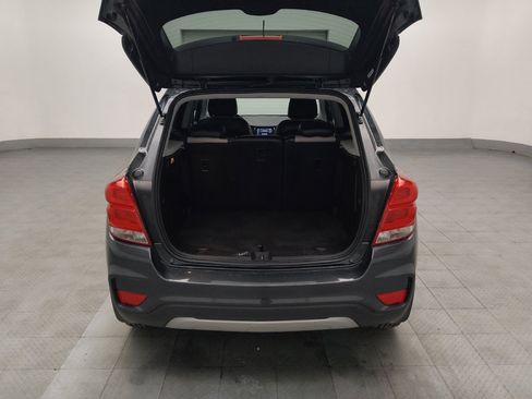 Used 2018 Chevrolet Trax LT w/ LT Convenience Package image 29