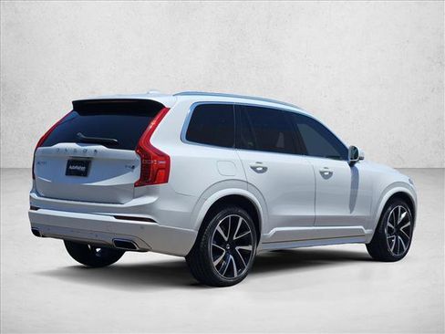 Used 2021 Volvo XC90 T6 Momentum w/ Protection Package Premier AWD/4WD image 8