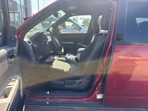 Used 2012 Ford Escape XLT AWD/4WD image 7