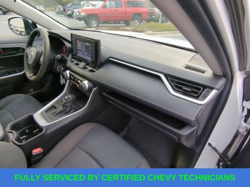 Used 2022 Toyota RAV4 LE image 47