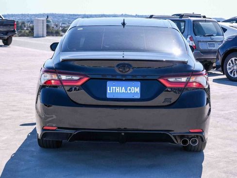 Used 2023 Toyota Camry SE w/ Cold Weather Package AWD/4WD image 5