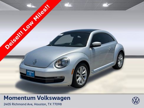 Used 2013 Volkswagen Beetle TDI FWD image 1