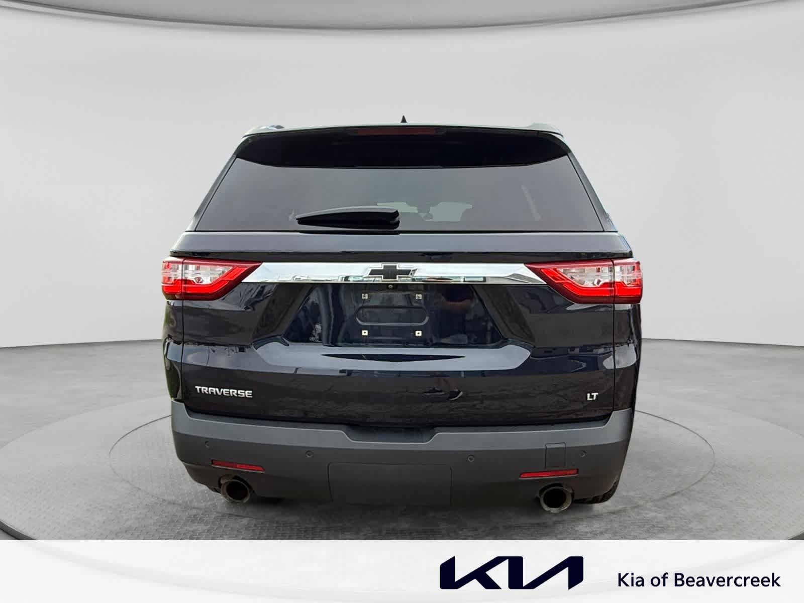 Used 2020 Chevrolet Traverse LT FWD image 6