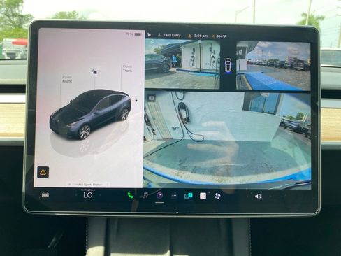Used 2024 Tesla Model Y 2WD image 24