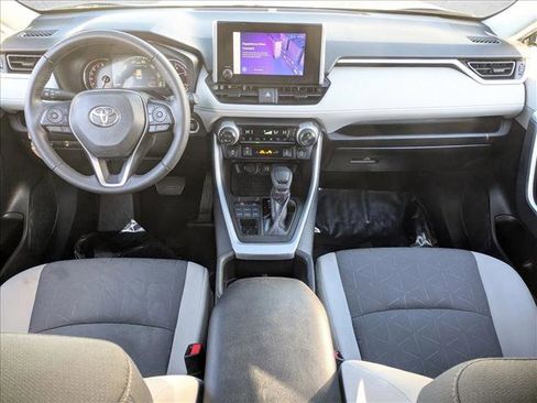 Used 2023 Toyota RAV4 XLE image 18