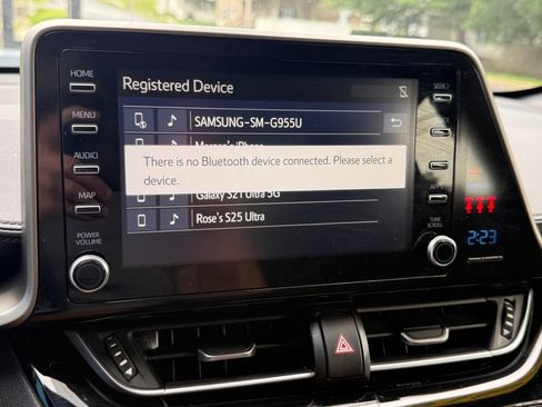 Used 2019 Toyota C-HR XLE FWD image 50