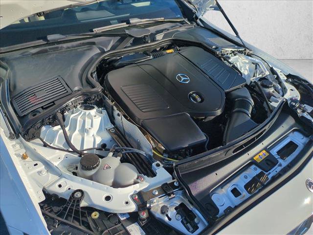 Used 2025 Mercedes-Benz C 300 4MATIC Sedan image 23