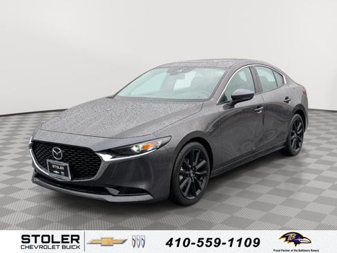 Used 2021 MAZDA MAZDA3 s FWD image 1