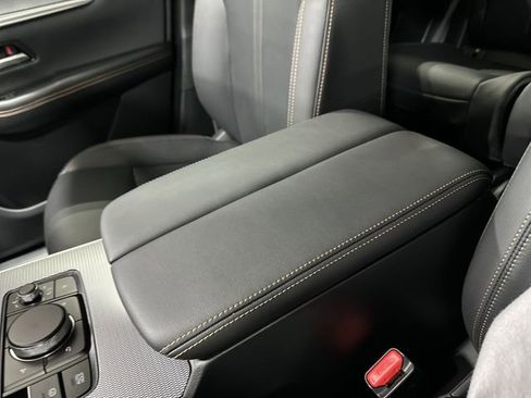 New 2026 MAZDA CX-90 Plug-In Hybrid w/ Preferred AWD/4WD image 26