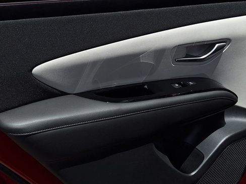 Certified 2022 Hyundai Tucson Limited AWD/4WD image 13