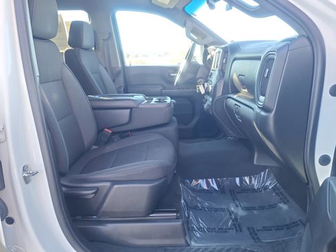 Used 2020 GMC Sierra 3500 4x4 Crew Cab w/ Convenience Package image 17