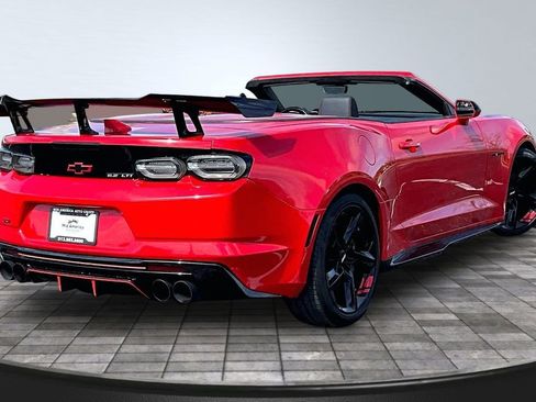 Used 2019 Chevrolet Camaro SS image 2