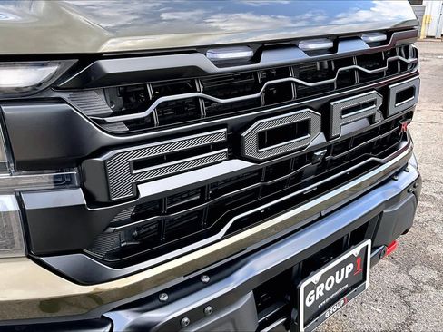 Certified 2025 Ford F150 Raptor w/ Equipment Group 803A Raptor R AWD/4WD image 59