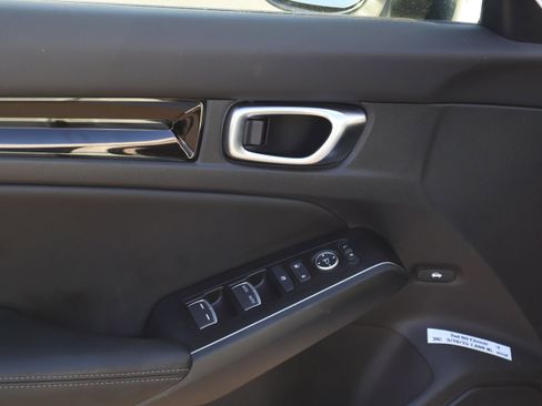 Used 2024 Honda Civic Touring image 21