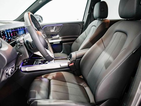 Used 2026 Mercedes-Benz GLB 250 image 17