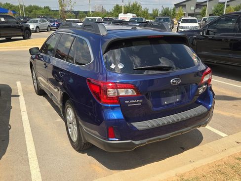 Used 2015 Subaru Outback 2.5i Premium AWD/4WD image 2