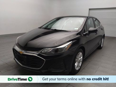 Used 2019 Chevrolet Cruze LT FWD image 1