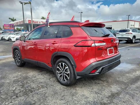 Used 2023 Toyota Corolla Cross AWD Hybrid image 7
