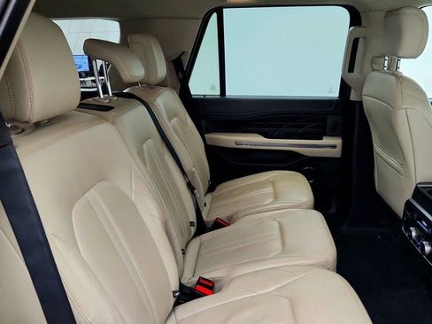 Used 2019 Ford Expedition Platinum AWD/4WD image 26