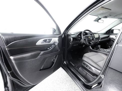Used 2018 Chevrolet Traverse LT FWD image 22