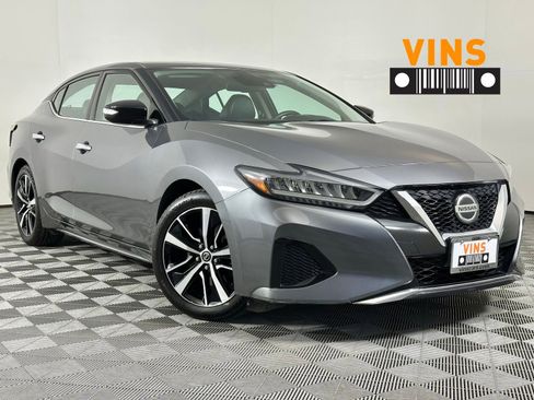 Used 2022 Nissan Maxima SV w/ Floor Mat Group FWD image 1