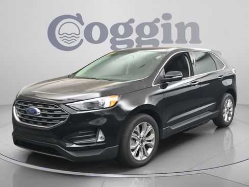 Certified 2024 Ford Edge Titanium AWD/4WD image 24