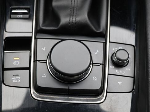 Used 2025 MAZDA MAZDA3 s image 25