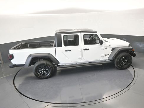 New 2026 Jeep Gladiator Sport image 42