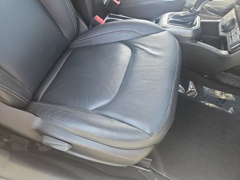 Used 2019 Jeep Renegade Limited w/ Safety and Security Group AWD/4WD image 30