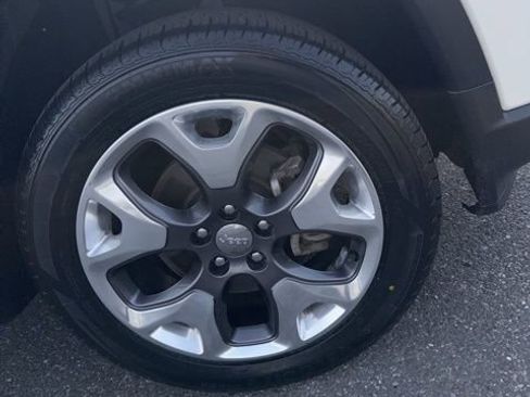 Used 2021 Jeep Compass Limited w/ Sun and Sound Group image 3