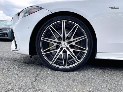 Used 2023 Mercedes-Benz C 43 AMG 4MATIC Sedan image 5