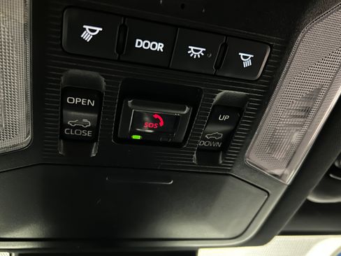 Used 2024 Toyota RAV4 XSE AWD/4WD image 27