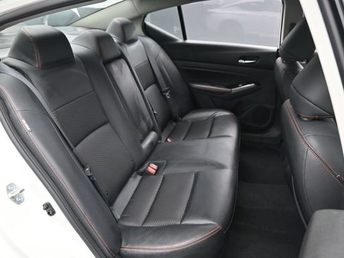 Used 2023 Nissan Altima 2.5 SR FWD image 36
