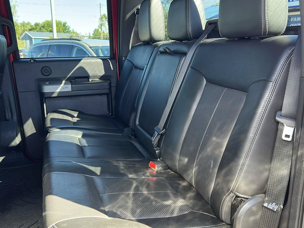 Used 2014 Ford F250 Lariat w/ Lariat Interior Package AWD/4WD image 21