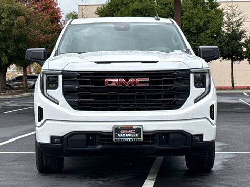 New 2026 GMC Sierra 1500 Elevation image 10