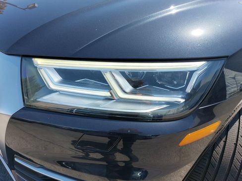 Used 2018 Audi Q5 Premium Plus w/ Premium Plus Package AWD/4WD image 35