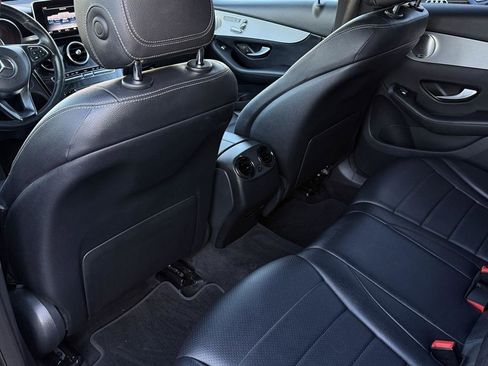 Used 2019 Mercedes-Benz GLC 300 4MATIC image 34