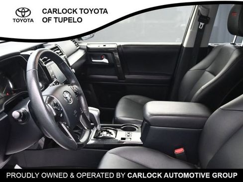 Used 2024 Toyota Grand Highlander Limited image 11