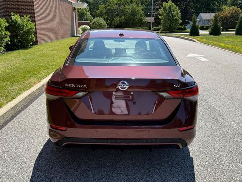 Used 2021 Nissan Sentra SV FWD image 11