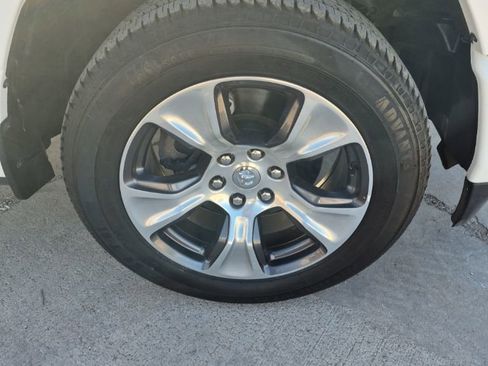 Used 2023 RAM 1500 Laramie AWD/4WD image 12
