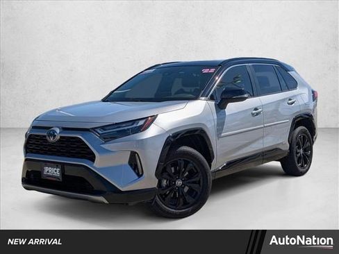 Used 2022 Toyota RAV4 XSE image 1