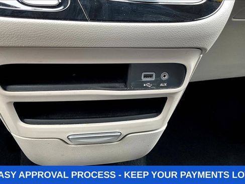 Used 2020 Chrysler Voyager LX FWD image 18