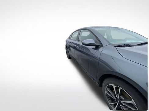 Used 2024 Kia Forte LXS w/ LXS Technology Package image 12