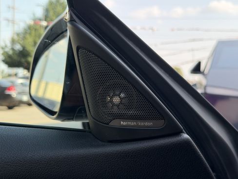 Used 2015 BMW M4 Convertible RWD image 32